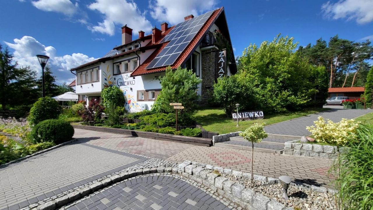 Zajazd Gniewko Mala Karczma Exteriör bild