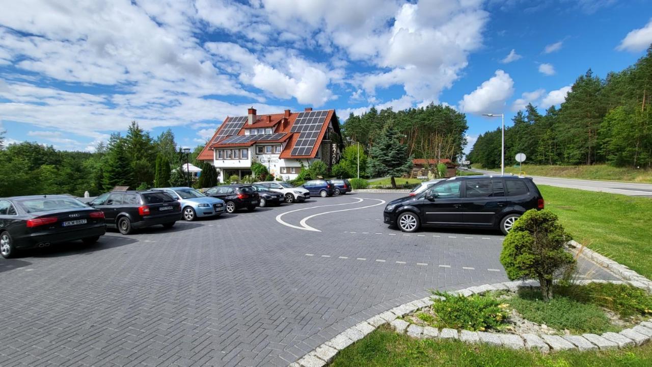 Zajazd Gniewko Mala Karczma Exteriör bild