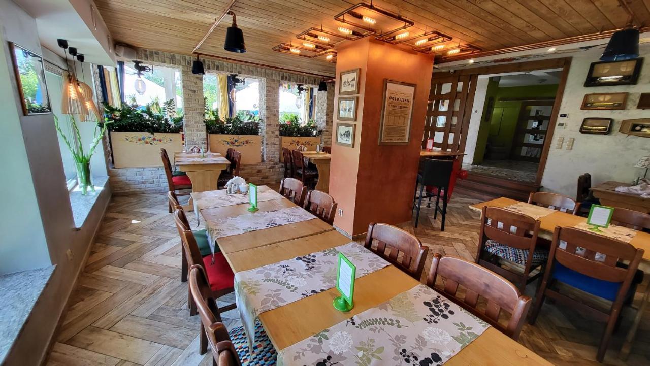 Zajazd Gniewko Mala Karczma Exteriör bild