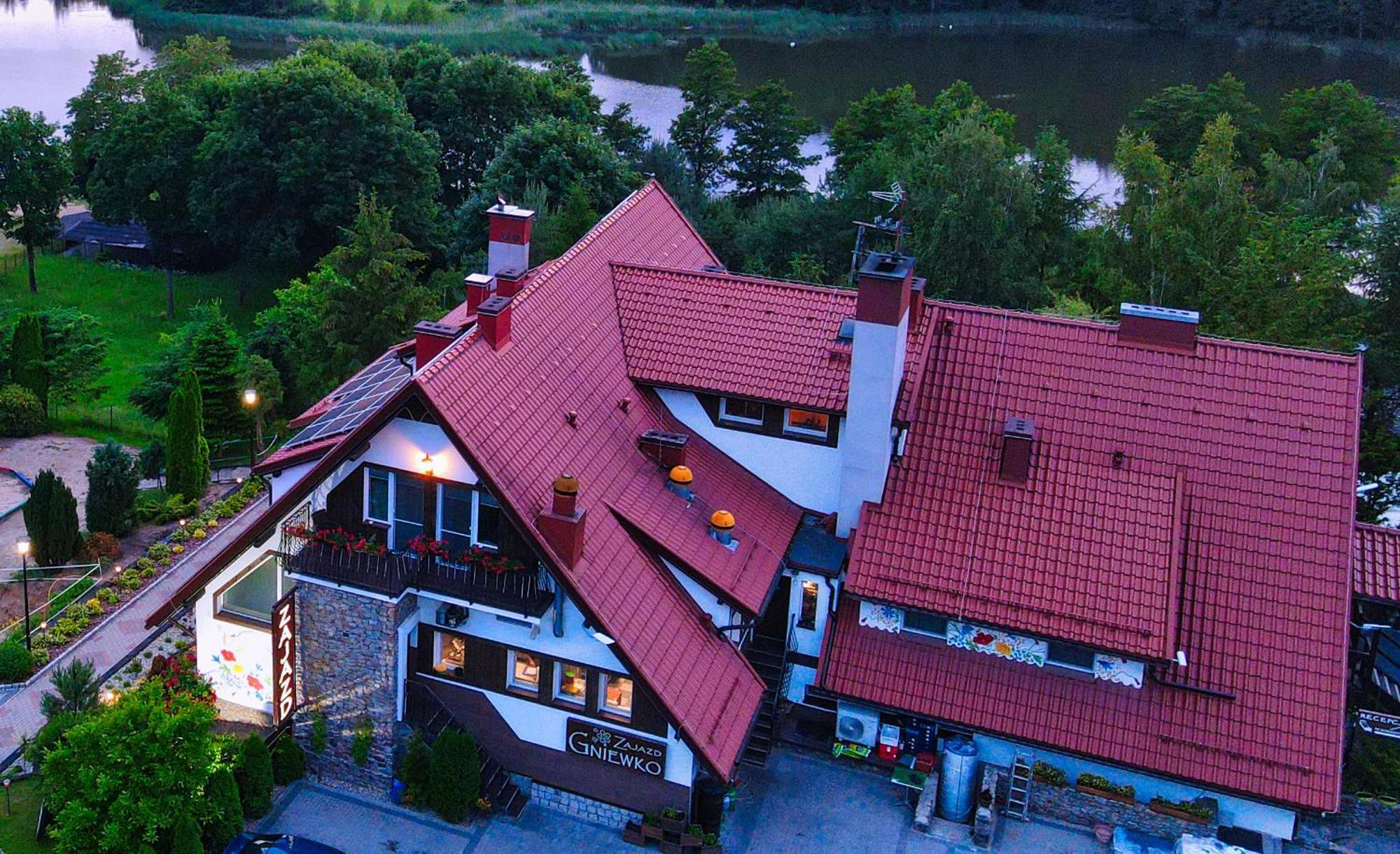 Zajazd Gniewko Mala Karczma Exteriör bild